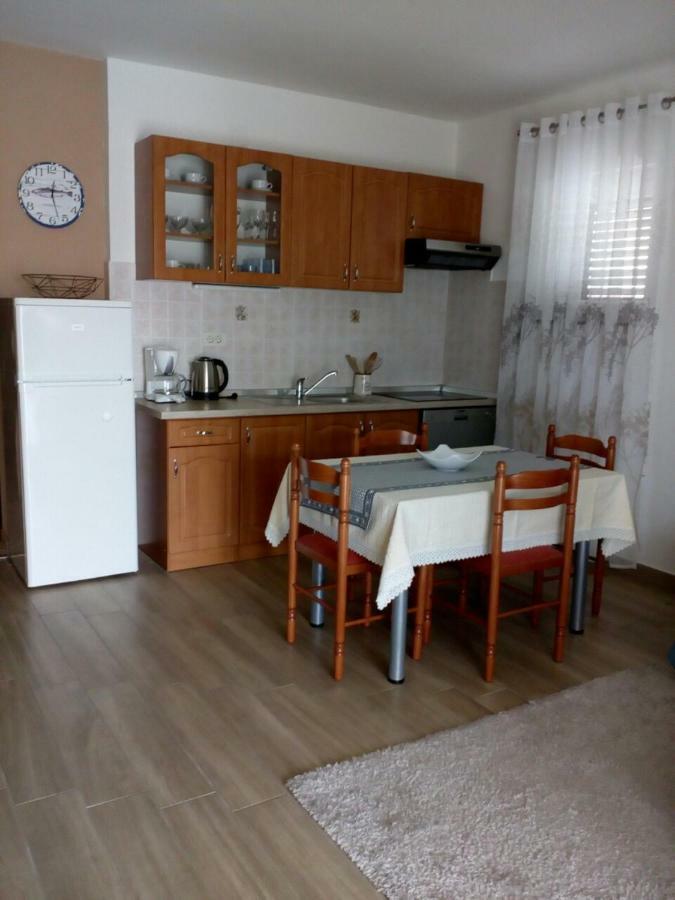 Апартаменти Apartman Mima Порат Екстер'єр фото